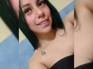 MeganHottiestX - Live Sex Cam - 14160156