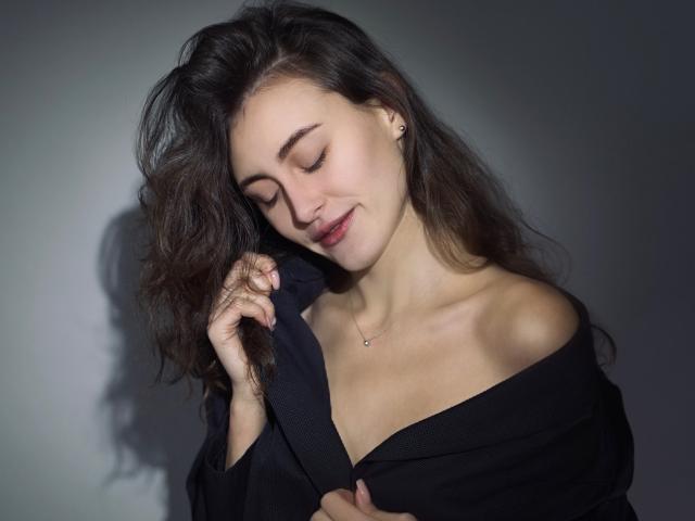 AlesyaDrons - Live sex cam - 14168900