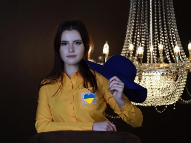 MollyTravis - Live porno og sexkamera - 14178320