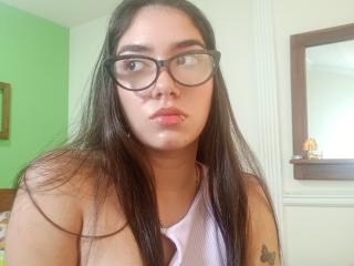 SharonKlart - פורנו בשידור חי ומצלמת סקס - 14180384