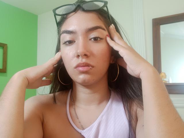 SharonKlart - Sexe cam en vivo - 14180512