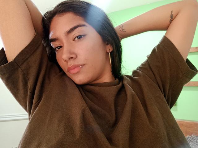 SharonKlart - Sexe cam en vivo - 14180588