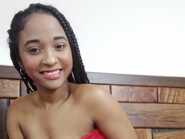 MelanyScoth - Élő pornó és szexkamera - 14180676