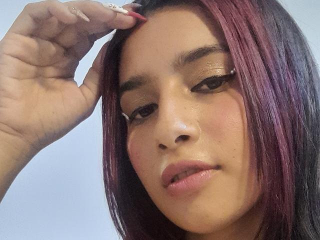 ErikaSweetX - Live porn &amp; sex cam - 14204848