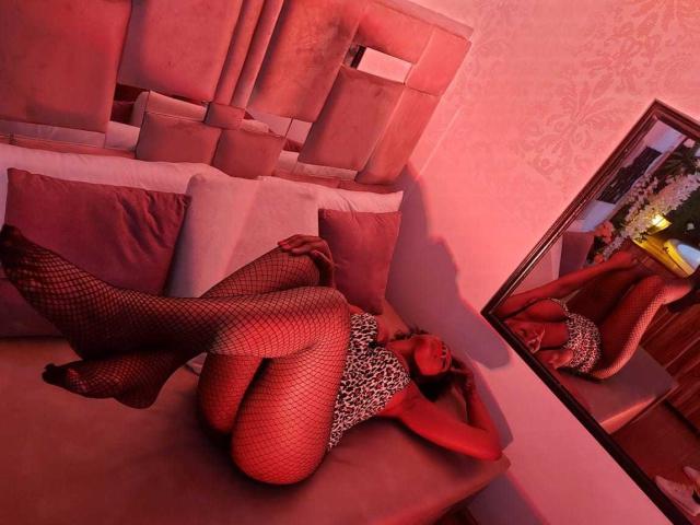 CorallHotty - Live sex cam - 14207016