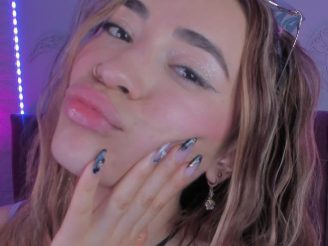 AlejaMillan - Live Sex Cam - 14209648