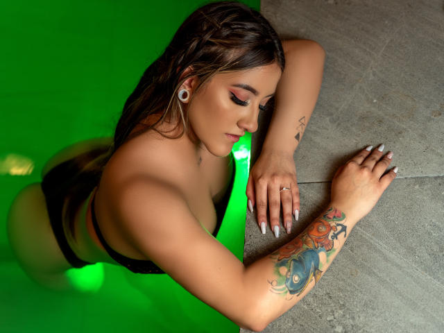 DaniellaSpinelly - Live sex cam - 14234974