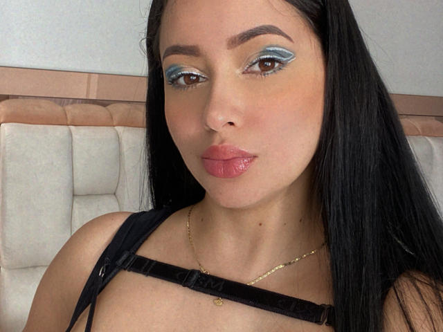 EmilyParkerr - Live porn &amp; sex cam - 14284502