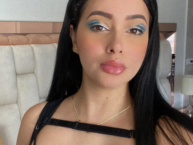 EmilyParkerr - Live porn &amp; sex cam - 14284510