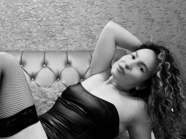 EroticSasha - Live porn &amp; sex cam - 14290198