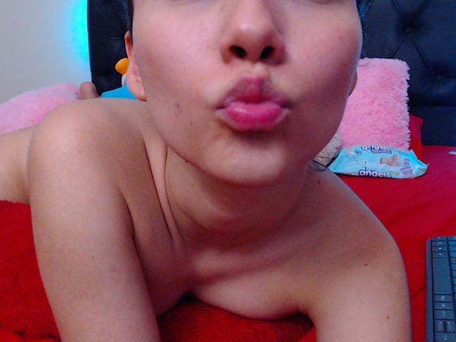 DeisyWest - Live porn &amp; sex cam - 14322734