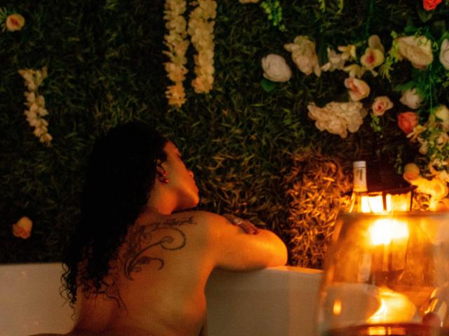 ScarlettBigAss - Live porn &amp; sex cam - 14327726