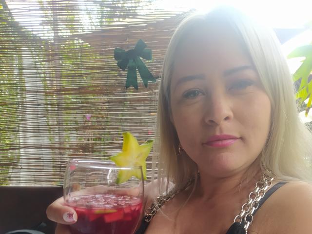 WandaaFox - Live porn &amp; sex cam - 14327890