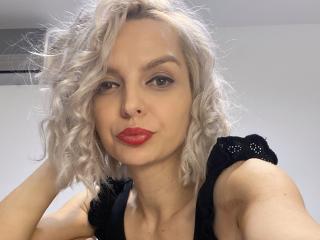 DouceAmelia - Live porn & sex cam - 14335026