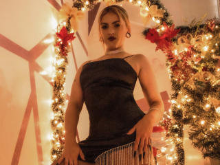 FiorellaStrong - Live sexe cam - 14336438