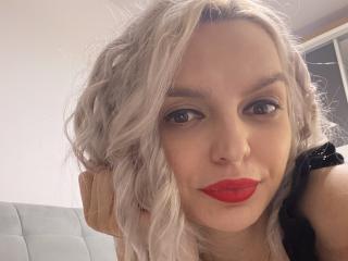 DouceAmelia - Live Sex Cam - 14346030