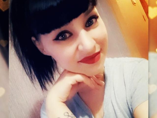 DanielaD - Live Sex Cam - 14356742