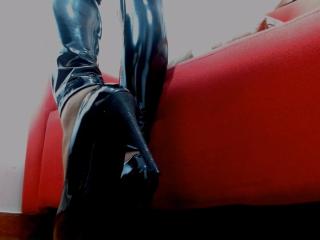 VioletaSwitch - Live sex cam - 14372206