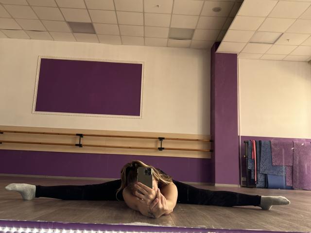 BiancaLi - Live sex cam - 14376910