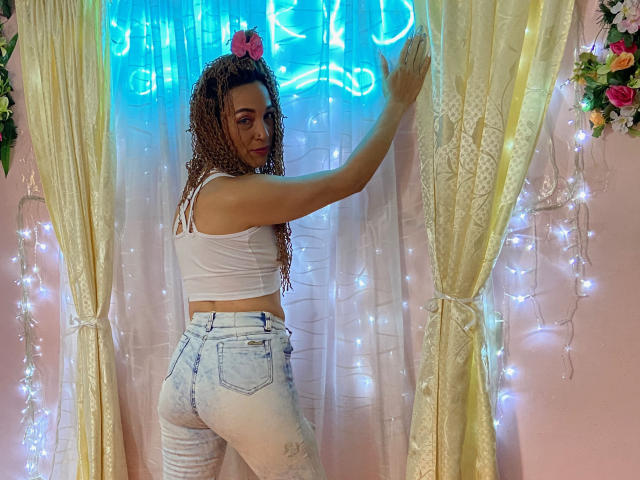 StrellaYomy - Live sex cam - 14402438