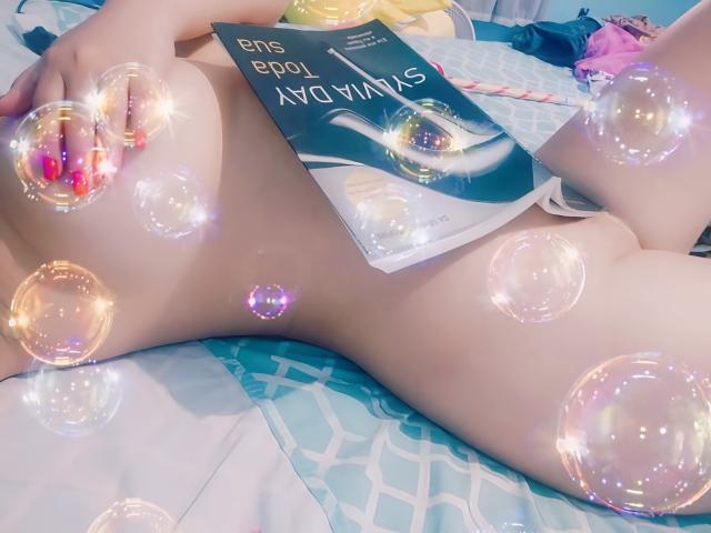 AhriValvet - Sexe cam en vivo - 14409366