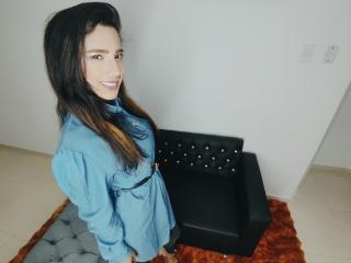 SophiiaEvans - Live porn & sex cam - 14410178