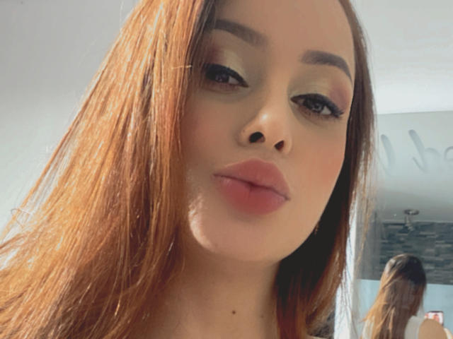 EmilyParkerr - Live porn &amp; sex cam - 14434226