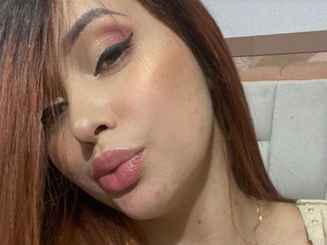 EmilyParkerr - Sexe cam en vivo - 14434334