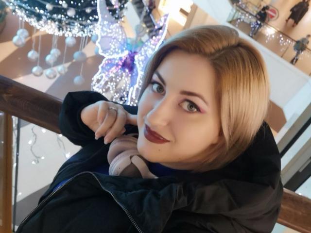 ChristenLiviX - Live Sex Cam - 14442282