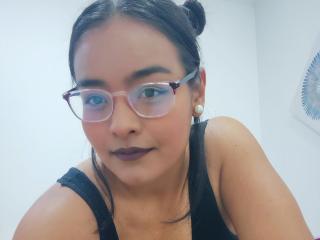 CarolineBarlow - Live Sex Cam - 14442614