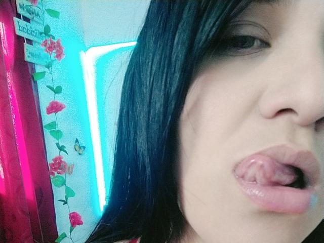 VivianaThomson - Live sex cam - 14452474