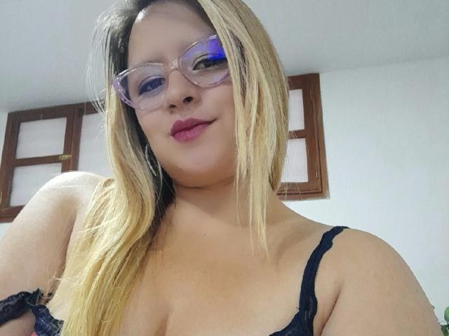 SaraMoreti - Live sex cam - 14458014