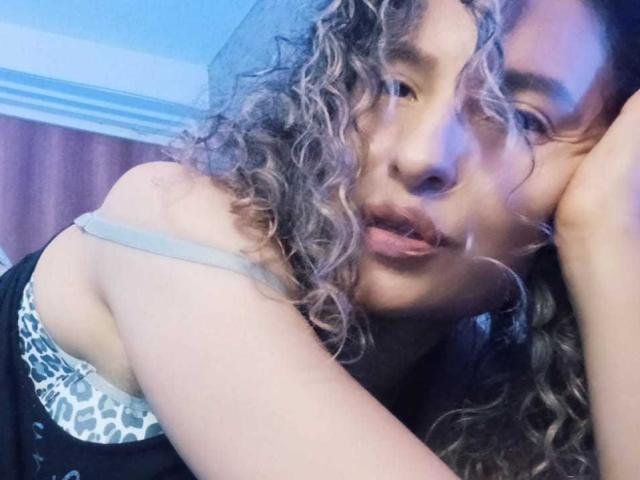EroticSasha - Live sex cam - 14486582