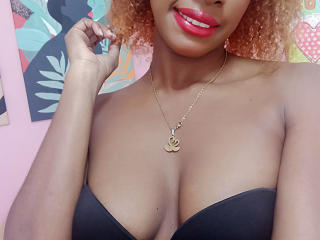 LarissaWilson - Live Sex Cam - 14492926