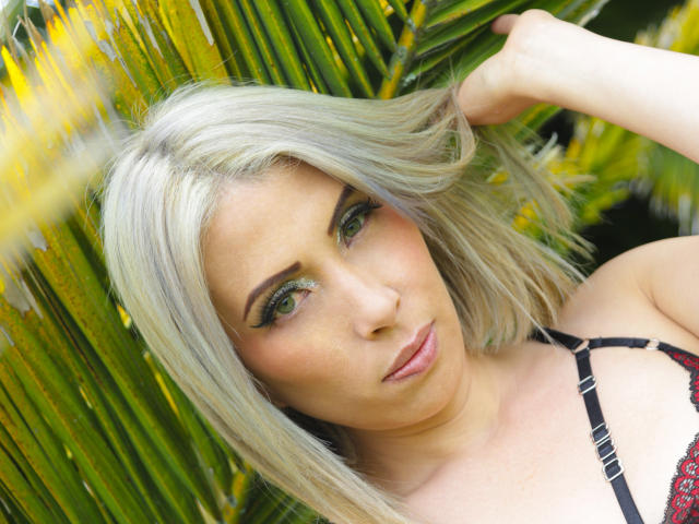 MiaLaurenty - Live porn &amp; sex cam - 14506222