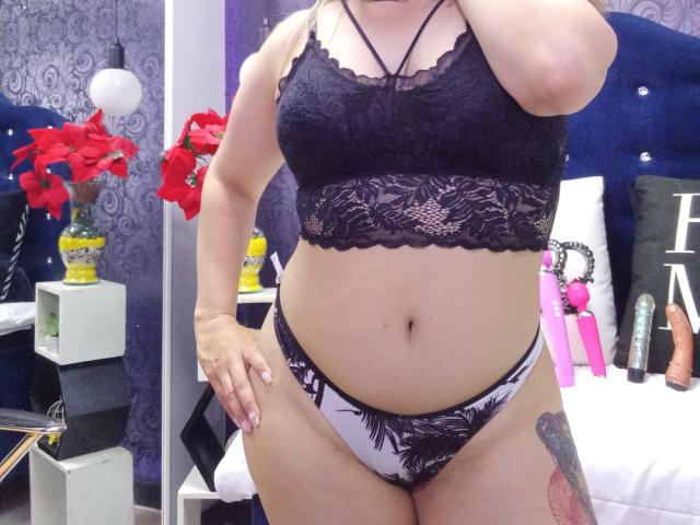BiancaWild - Live sex cam - 14541302