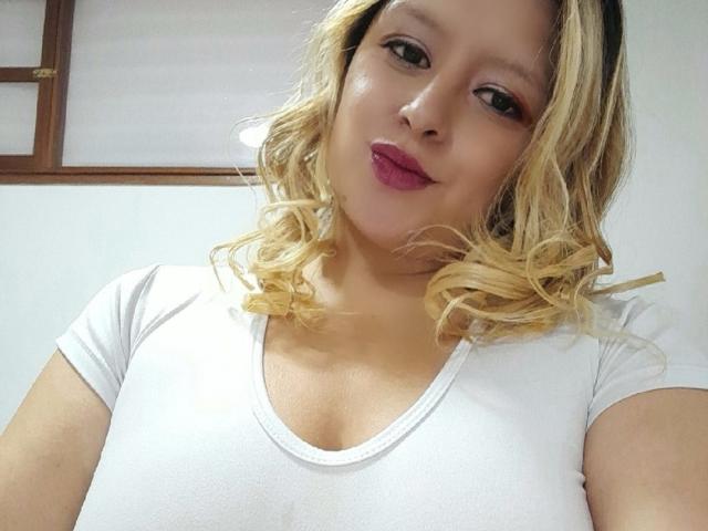 SaraMoreti - Live Sex Cam - 14582038