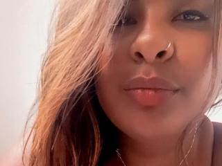 Ellenzinhah - Live Sex Cam - 14604710