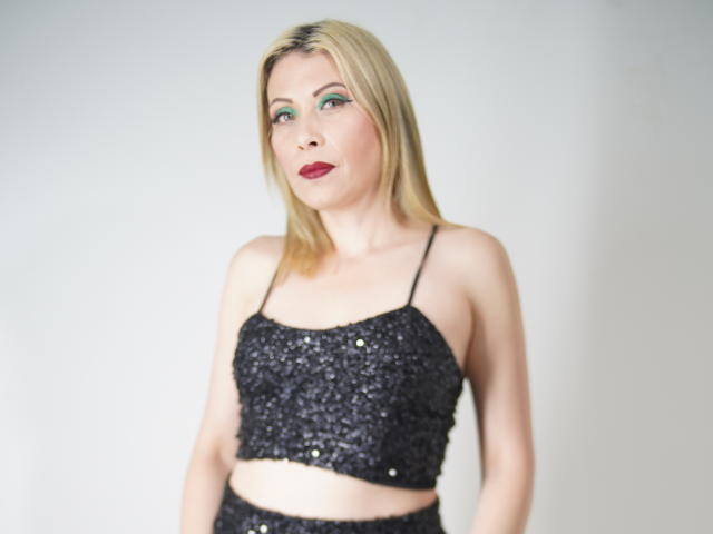 MiaLaurenty - Live sex cam - 14646574