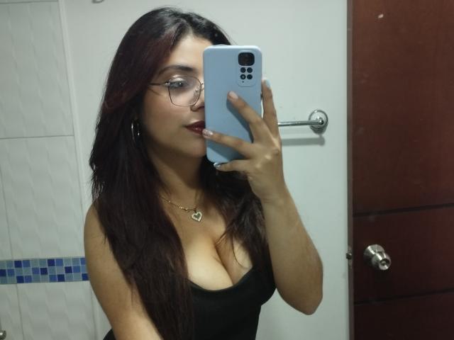RousseCollins - Live sex cam - 14665526