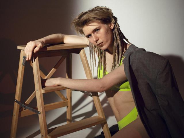 rokkidoll - Live porn &amp; sex cam - 14669782