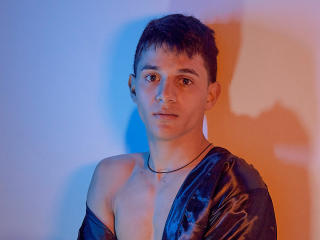 JustinBoby - Live Sex Cam - 14701074