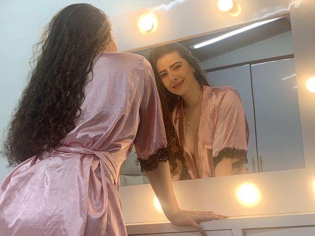 AprilEvanss - Live sex cam - 14710550