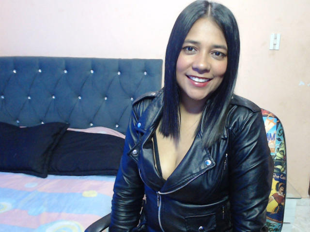 PauletteLove - Live Sex Cam - 14734298