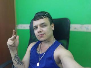 AlfonsoHal - Live porn & sex cam - 14739750