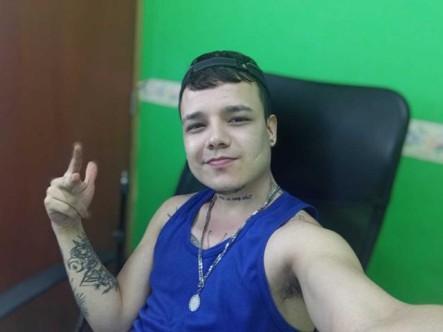 AlfonsoHal - Live Sex Cam - 14739778