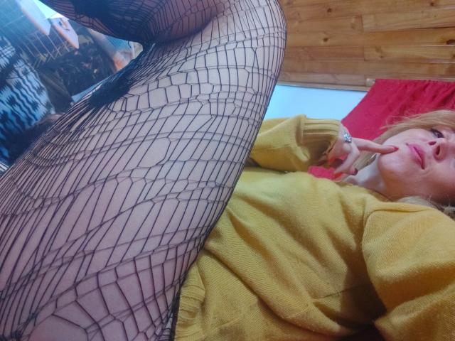 KhrystineBrulant - Sexe cam en vivo - 14753894