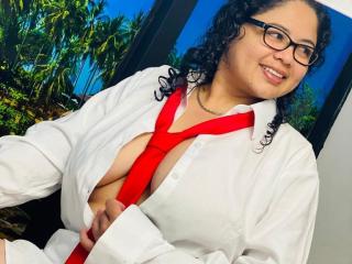 CuteLess69 - Live sexe cam - 14781418