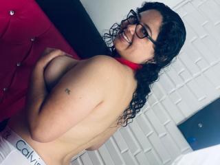 CuteLess69 - Live sexe cam - 14781538