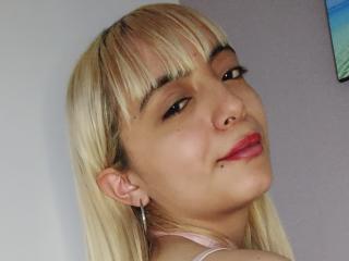 AnnieLeone - Live porn & sex cam - 14799590